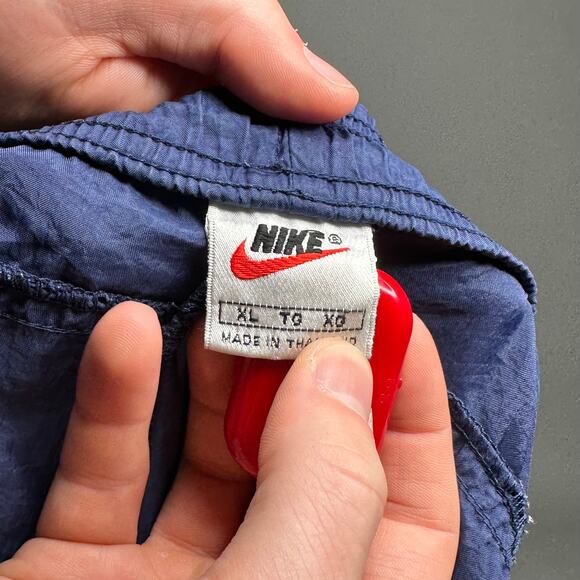 Vintage Nike Track Pants Navy Blue Nylon Sweatpants Baggy Fit Subtle Swoosh  90s - Picture 5 of 5